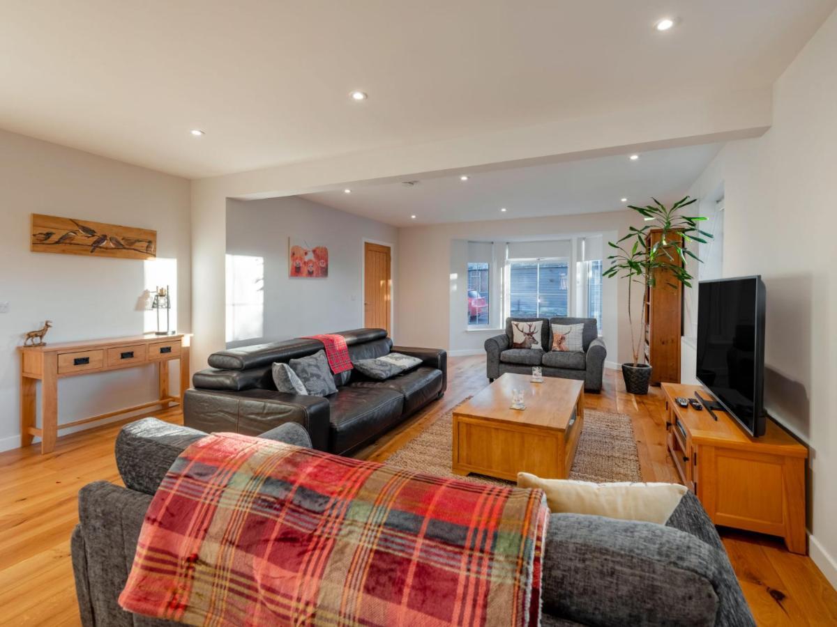 Holiday home Loch Ness House By Interhome Drumnadrochit