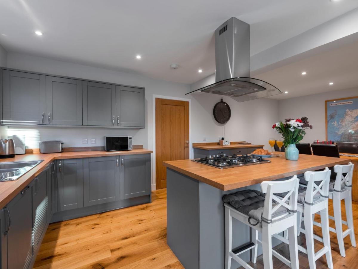 Loch Ness House By Interhome Holiday home Drumnadrochit