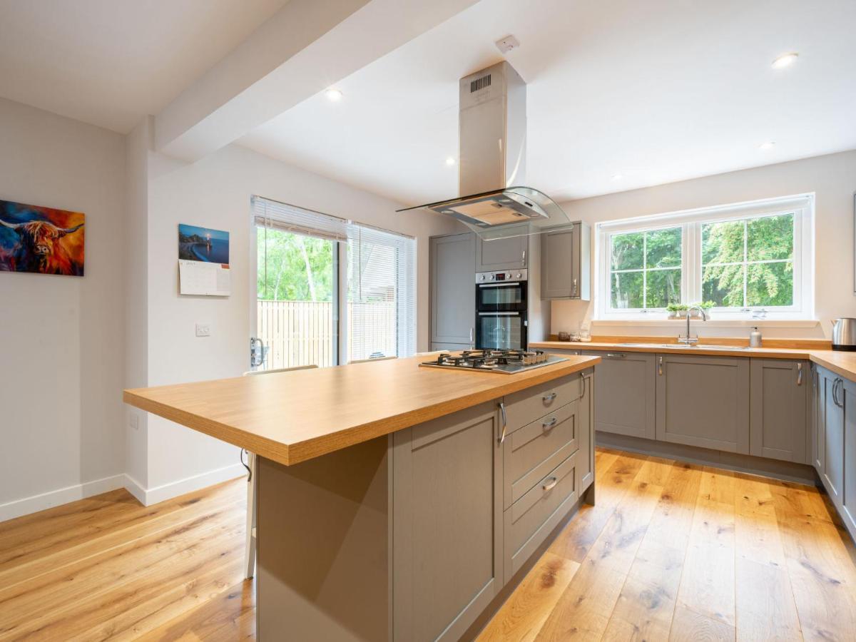 Loch Ness House By Interhome Holiday home Drumnadrochit